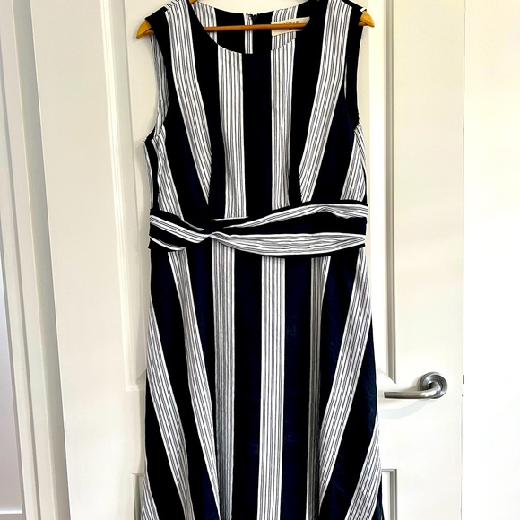 Jacqui E Dresses Jacqui E Navy White Linen Shift Midi Dress 4 As